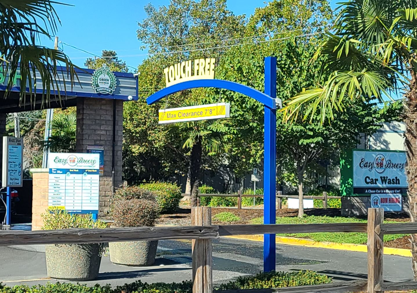 Cotati car wash exterior